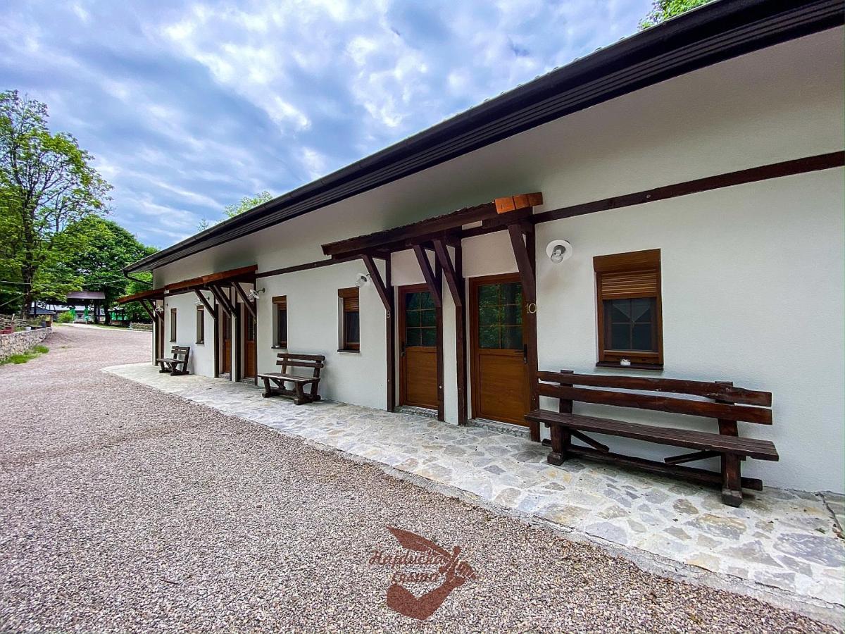 Dubovsko Holiday Park Hajducka Cesma מראה חיצוני תמונה